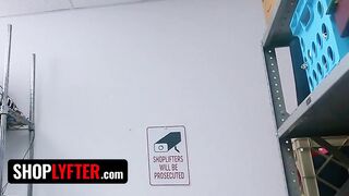 Pretty Thief Aria Valencia Gets Her Cute Face Covered With Officer's Sloppy Jizz - Shoplyfter