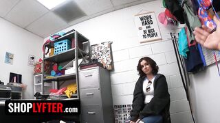 Shoplyfter - Big Assed Chubby Teen Gets Her Wet Pussy Fucked By Officer For Stealing Sunglasses