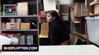 Shoplyfter - LP Officer Dressed As Santa Caught Hot Latina Stealing And Gets Her For Strip Search