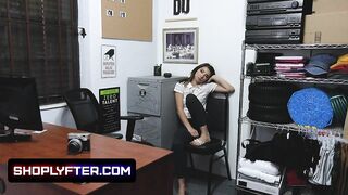 Cute Slut Ava Eden Takes Deep Cavity Search