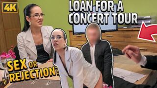 Amateur. Brunette babe Elis Dark gives pussy to agent