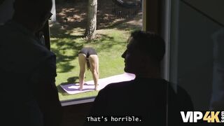 Amateur. Teen Vixi Rafi likes to fuck old cocks