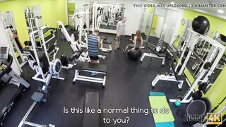 Man let stranger fuck his slutty girlfriend in gym