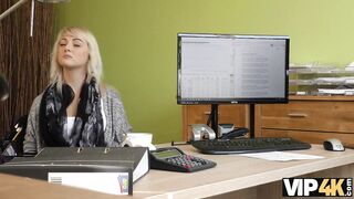Amateur. Slender cutie Katy Rose gets pussy drilled