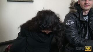 Man recorded on camera how he picked up slutty brunette