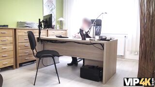 Amateur. Skinny brunette Inga Devil passes real sex casting