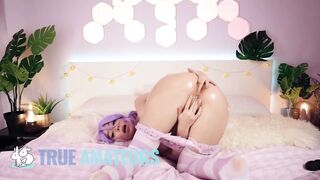 True Amateurs - Purple Haired Babe Alice Bong Oils Herself Up Before Fucking Her Hole WIth Her Dildo