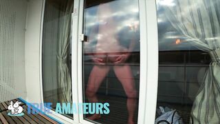 Athletic amateur likes big dick in her bubble butt - Trueamateur