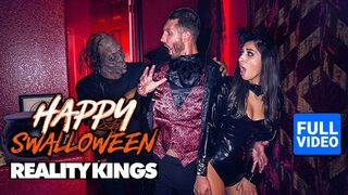 Hot Sex - Gianna Dior Dressed In Black Latex Takes Quinton's Dick In Front Of The Camera