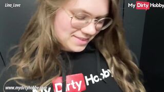 Hot - Nerdy babe fucks and creampied in public