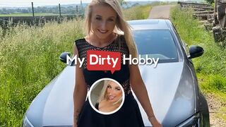 Hot - Taiga_LaLoca Is Extremely Horny In The Middle Of Nowhere, Thankfully A Car Pulls Over