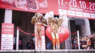 Watch live your favorite models during Virtual Venus 2020