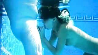 SEX UNDERWATER