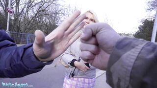 Public Agent British tourist Gina Varney sucks Czech dick