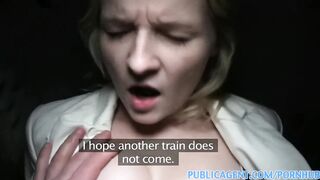 Amateur Short haired blonde has sex to win a competition