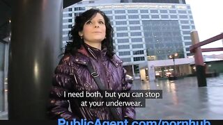 Amateur Lenka Take Cash for a Ride in her Pussy