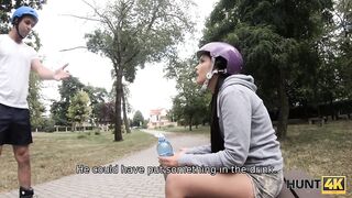 Amateur. Cheating wife is banged in her mouth and muff by the stranger