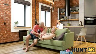 Amateur. Pretty blonde analyzed by hunk while her boyfriend counts the cash