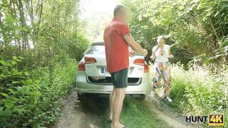 Amateur. In exchange for money bruiser allows stranger to fuck hot GF