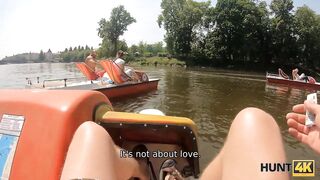 Amateur Curvy chick with juicy tits has sex with stranger in front of BF
