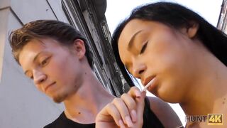 Amateur Need for money motivates sweetheart to have an affair with stranger