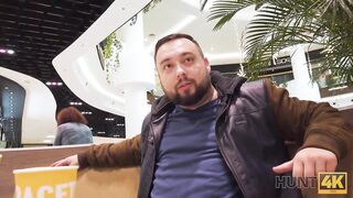 Amateur Cuck stays in public toilet and watches GFs sex with hunter