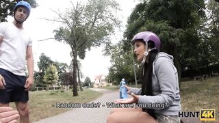 Amateur with wonderful ass gives herself to the rich stranger