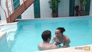 Amateur. Couple wants to relax in spa of hunter who adores fucking