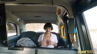 Amateur Taxi Super Sexy French Student Seduces Taxi Driver for a Free Ride