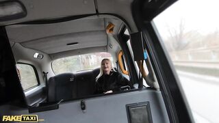 Amateur Taxi Fucking My Girlfriend's Blonde Big Tits Boss Lily Joy