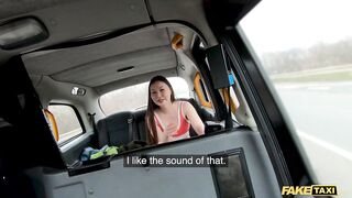 Amateur Taxi Luna Truelove is an Asian fitness babe who take a huge cock in the taxi