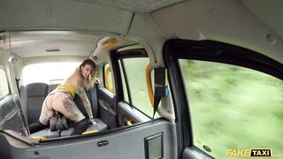 Amateur Taxi Ava Austen rides a big black dildo on the backseat